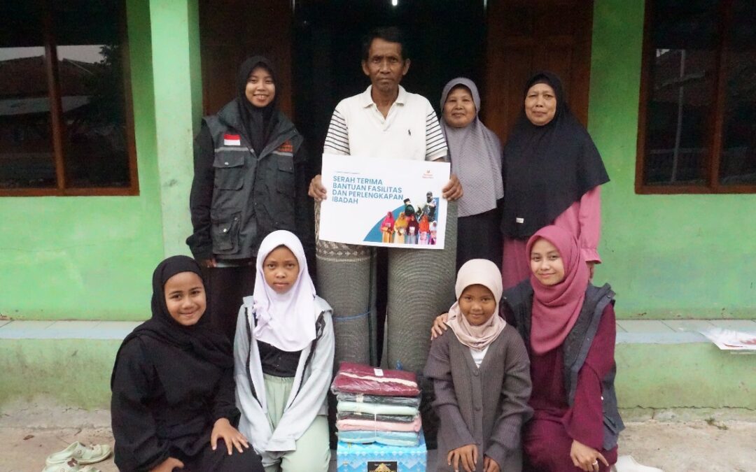 Salurkan Perlengkapan Ibadah dan Air Untuk Masjid Al- Hikmah di Pelosok Kp. Tanggeung Rancaekek