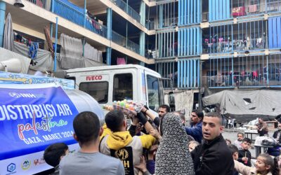 Potret Penyaluran 2500 Liter Air Bersih Untuk Gaza, Palestina