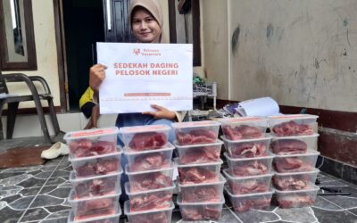 Sedekah Daging di Desa Tesbatan, Kecamatan Amarasi Timur, Kabupaten Kupang, Nusa Tenggara Timur
