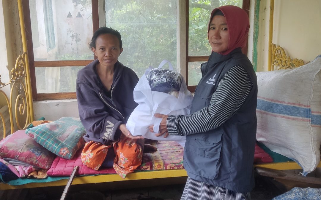 Luaskan Manfaat: Relawan Nusantara Salurkan Bantuan Pangan untuk ODGJ di Banyuwangi