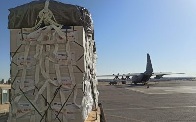 Relawan Nusantara Terjunkan 768 Paket Bantuan Pangan untuk Gaza melalui Airdrop