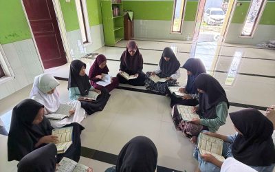 Relawan Nusantara Salurkan Qur’an dan Iqra Baru di Dukupuntang, Cirebon