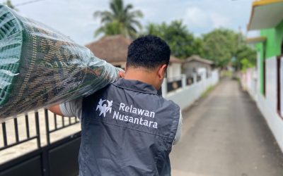 Relawan Nusantara Salurkan Perlengkapan Ibadah untuk Masjid Nur-Saadah di Cianjur.