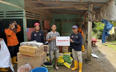 Relawan Salurkan Bantuan Bencana ke Desa Sibio-bio, Tapanuli Selatan Meski Harus Menempuh Medan Terjal