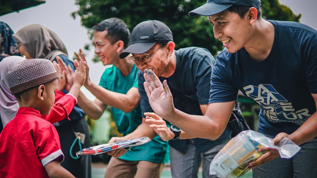 Paragonation dan Relawan Nusantara Hadirkan Program Pemberdayaan Masyarakat di Bojong Jaya