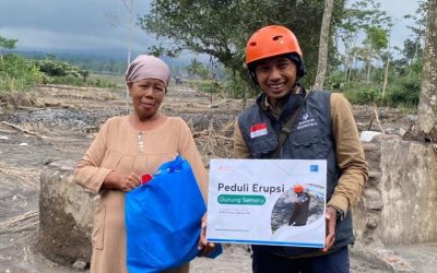 Merangkul Harapan: BFI Finance dan Relawan Nusantara Hadir untuk Penyintas Erupsi Semeru