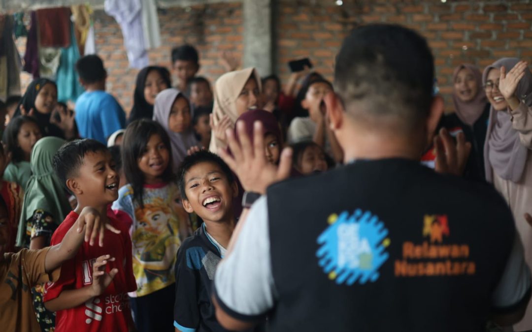Bantuan Kemanusiaan Pascabencana Kayu Pasak GEKRAFS dan Relawan Nusantara Hadirkan Peluk Hangat untuk Para Penyintas