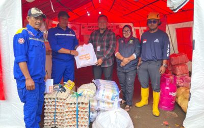 Dukung Operasi SAR dan Dapur Umum, Relawan Nusantara Salurkan Bantuan Pangan bagi Penyintas Longsor Cisarua
