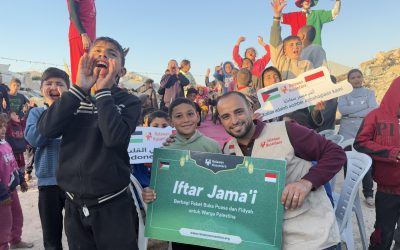 Distribusi 1.500 Iftar Jama’i di Sheikh Ajleen, Gaza Utara: Harapan yang Dihidangkan di Tengah Reruntuhan