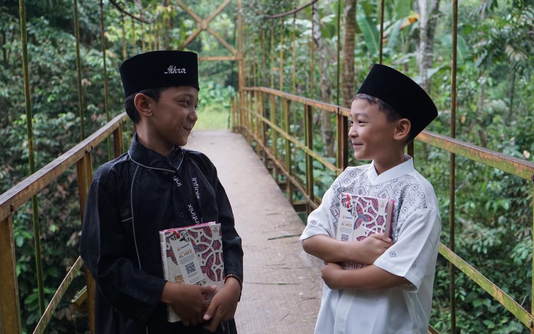 Dari Lembaran Lusuh Menjadi Harapan Baru: AlQuran dan Iqra Untuk Pandeglang