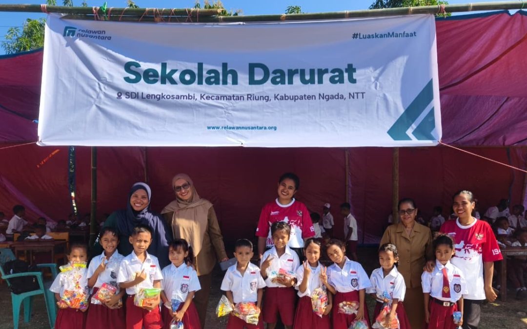 Sekolah Darurat SDI Lengkosambi Berdiri, Relawan Nusantara Bantu Anak-Anak NTT Tetap Belajar